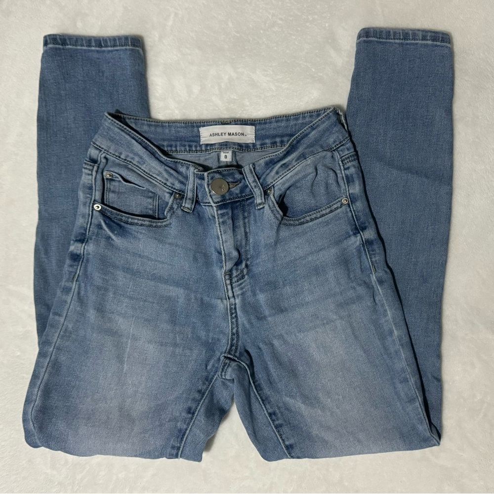 Ashley Mason High Waisted Jeans